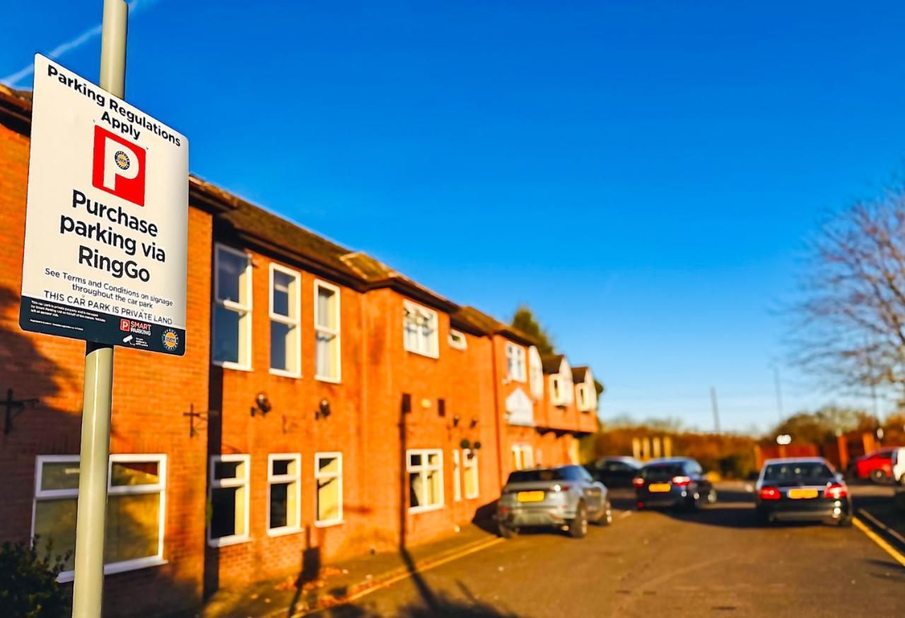 Consort Hotel Rotherham Buitenkant foto