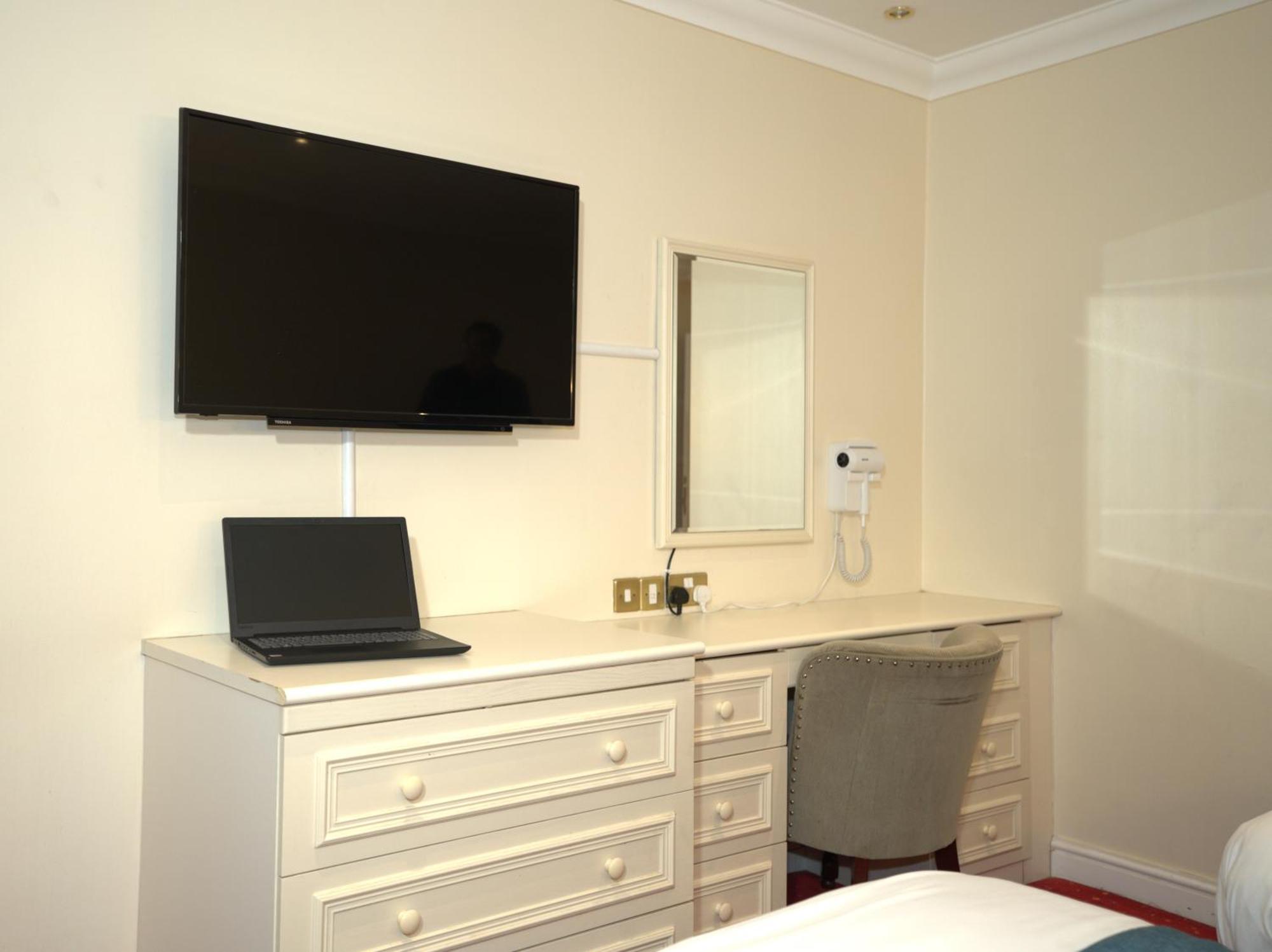 Consort Hotel Rotherham Buitenkant foto