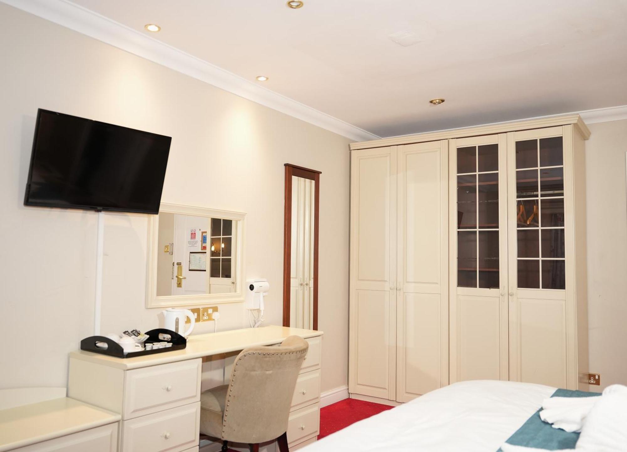 Consort Hotel Rotherham Buitenkant foto
