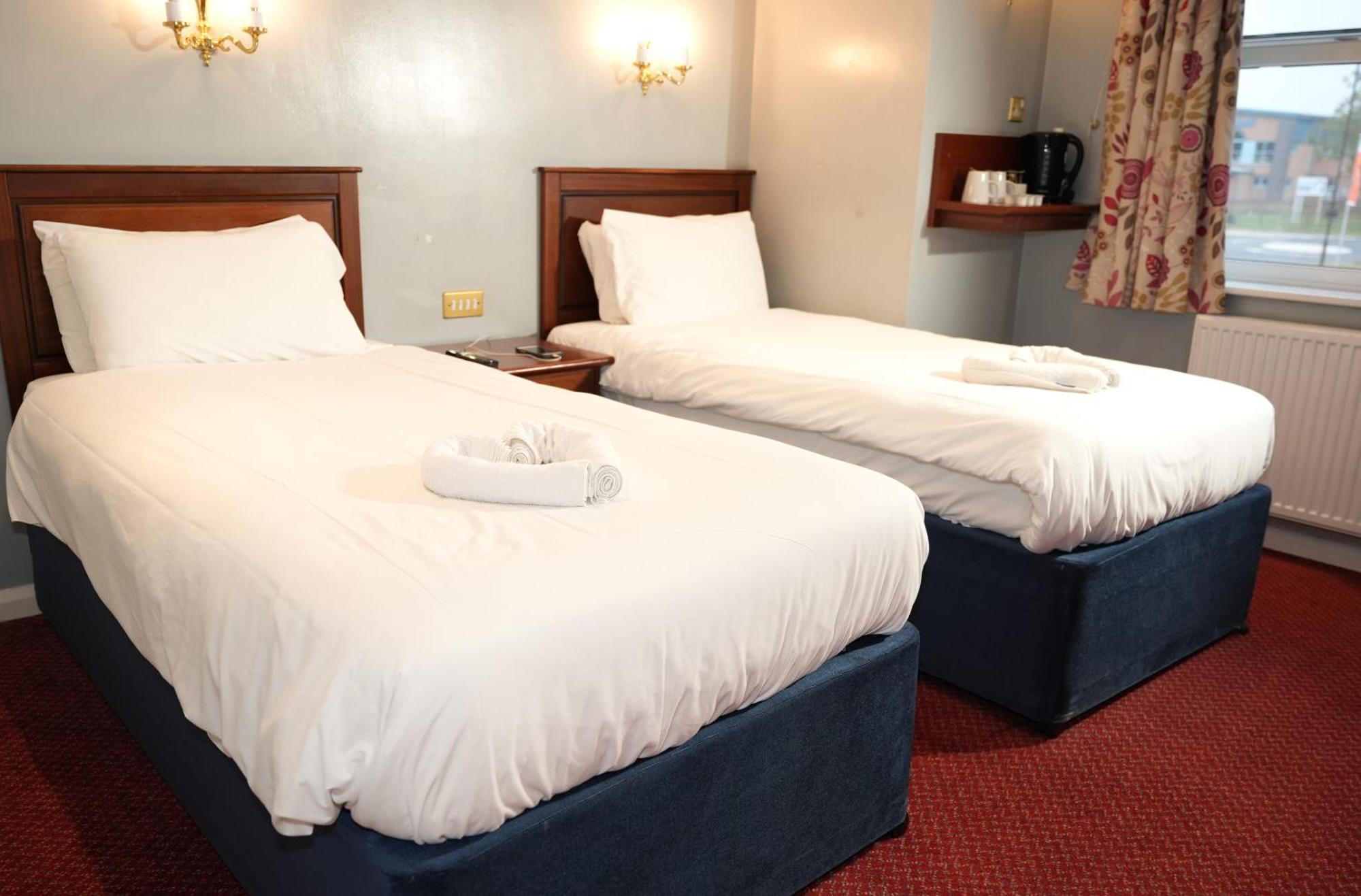 Consort Hotel Rotherham Buitenkant foto