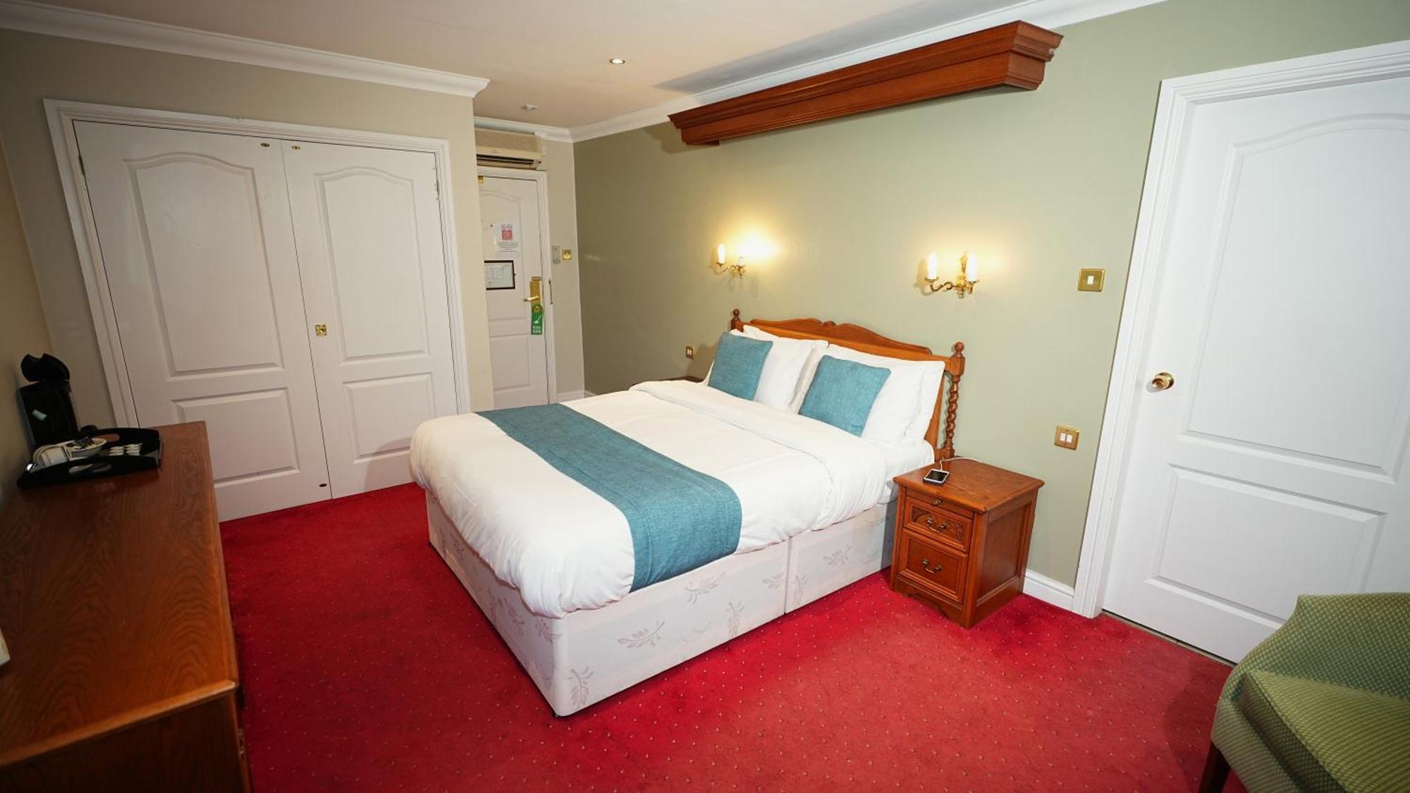Consort Hotel Rotherham Buitenkant foto