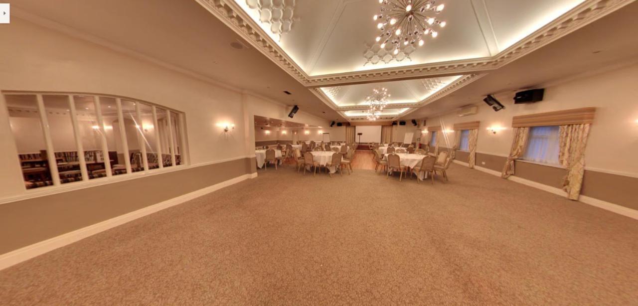 Consort Hotel Rotherham Buitenkant foto